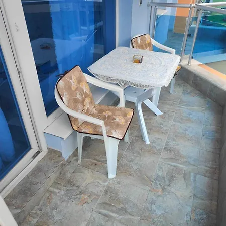 아파트 лукс морска перла 프리모르스코